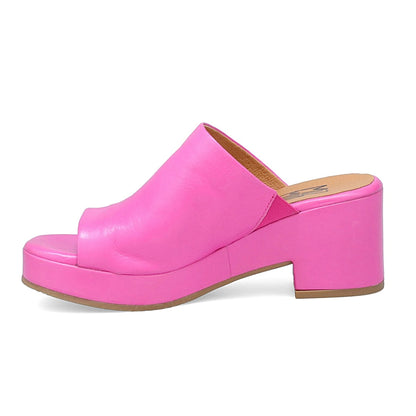Gwen Fuchsia